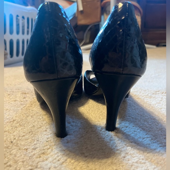 ⭐️Y2K⭐️ Liz Claiborne Black Leather Kitten Heels - Picture 7 of 7